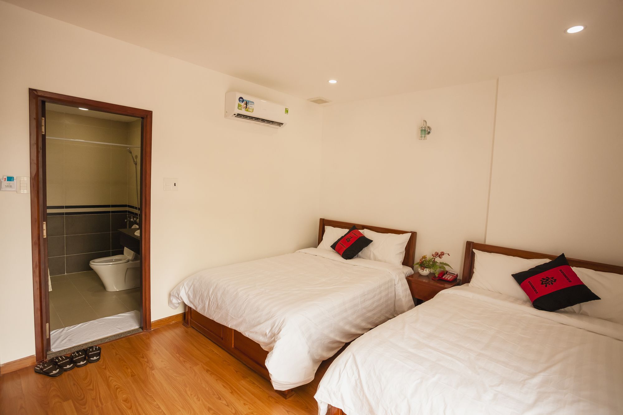 Thanh Thanh Hotel กวีเญิน ภายนอก รูปภาพ
